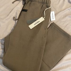 NEW Essentials Fear of God Relaxed Sweatpants XS